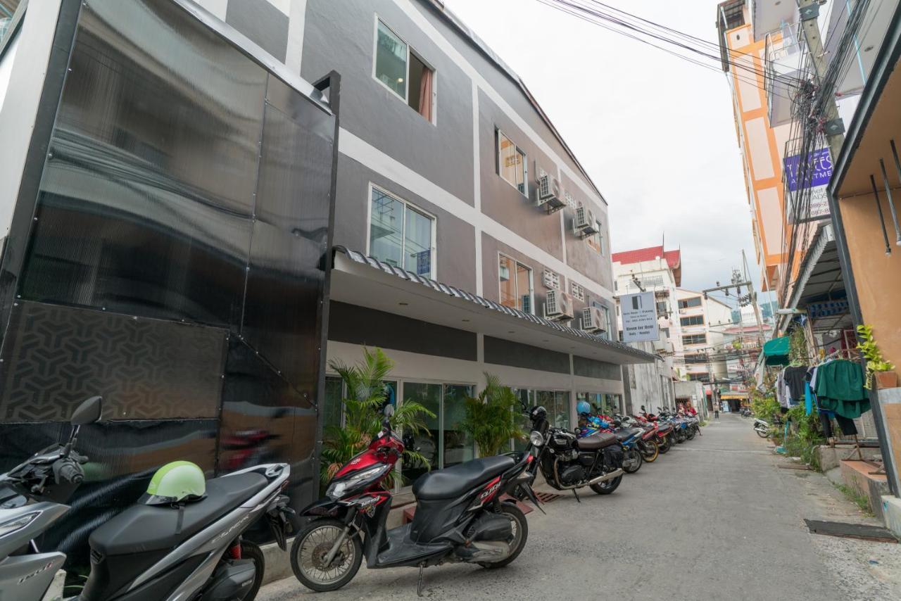 Grey Door Hotel Patong Exterior photo